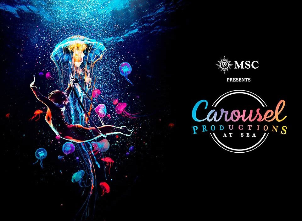 Подводное шоу Carousel Productions At Sea Яркая подводная театральная постановка с артистом, подвешенным среди